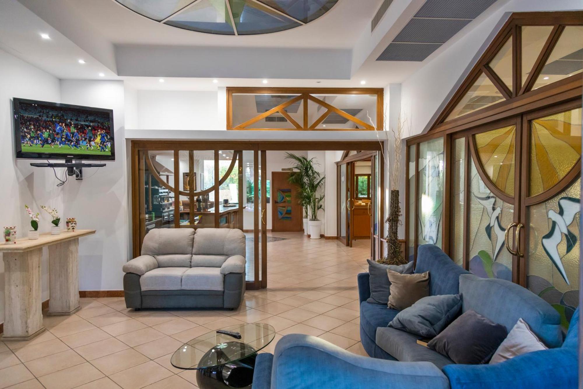 Hotel Calabrisella Calabria Bagian luar foto