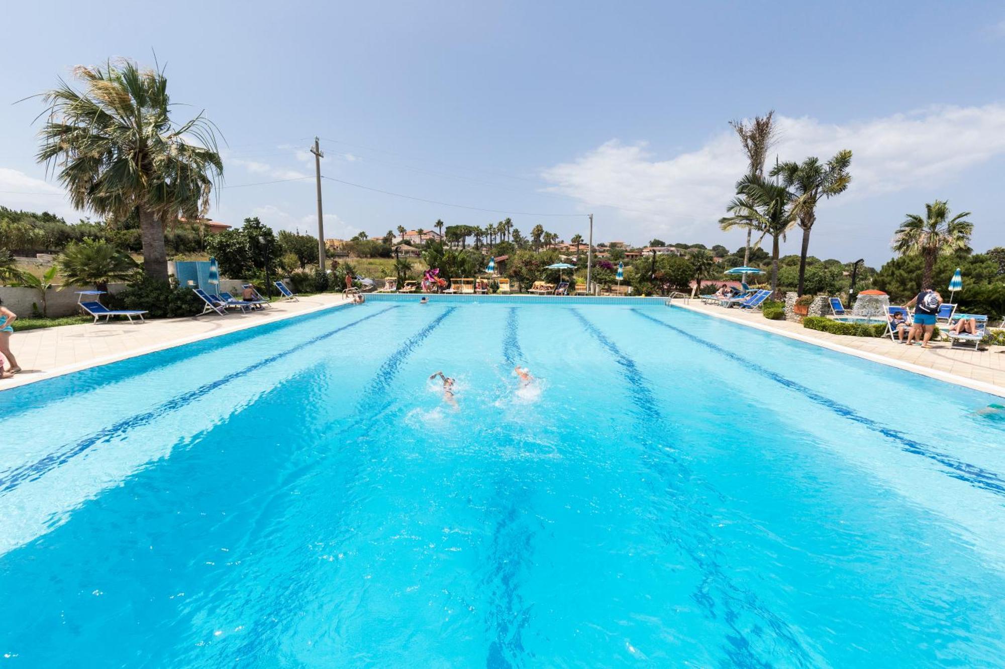 Hotel Calabrisella Calabria Bagian luar foto